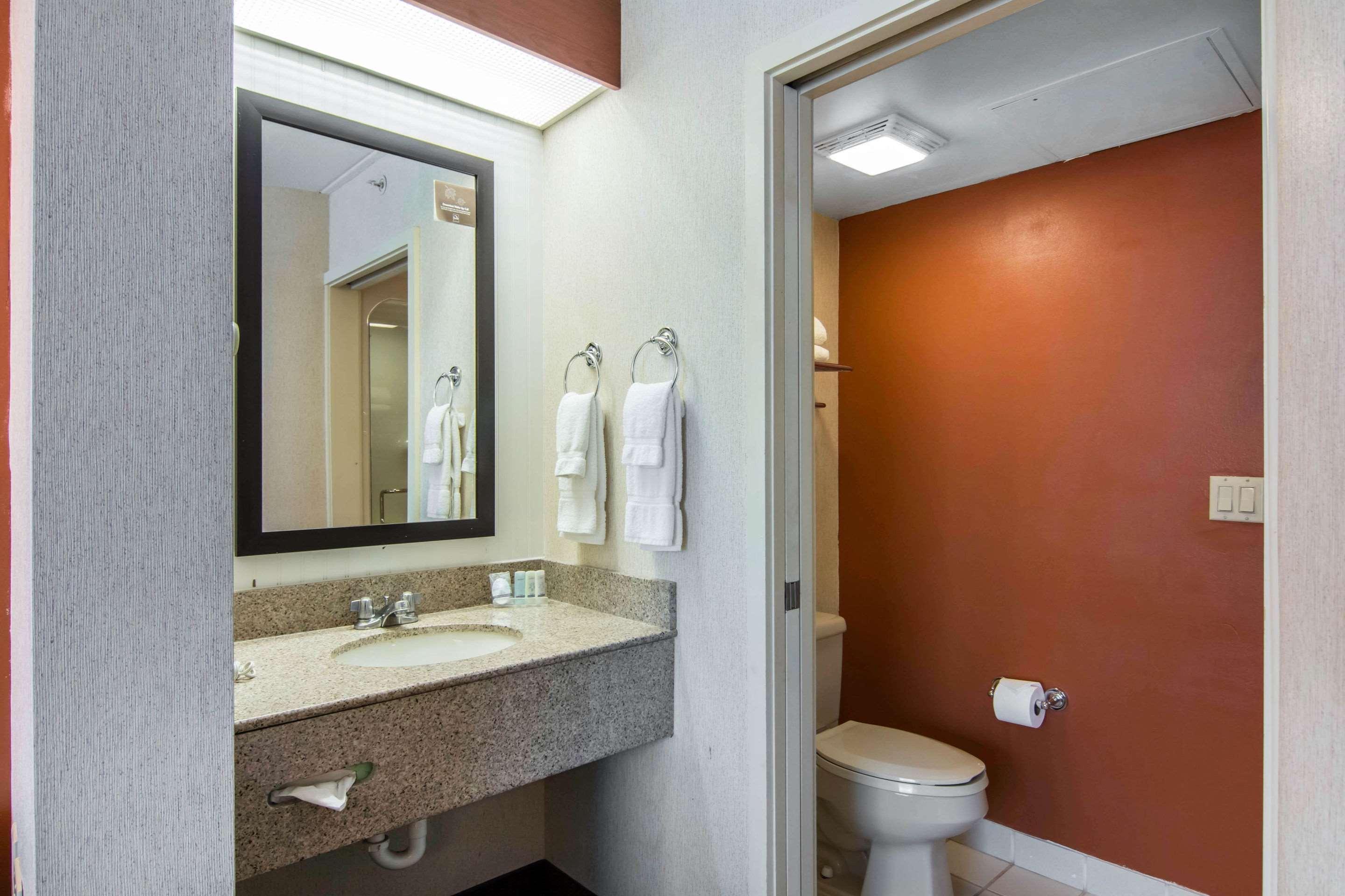 Sleep Inn Lake Wright - Norfolk Airport Exteriör bild